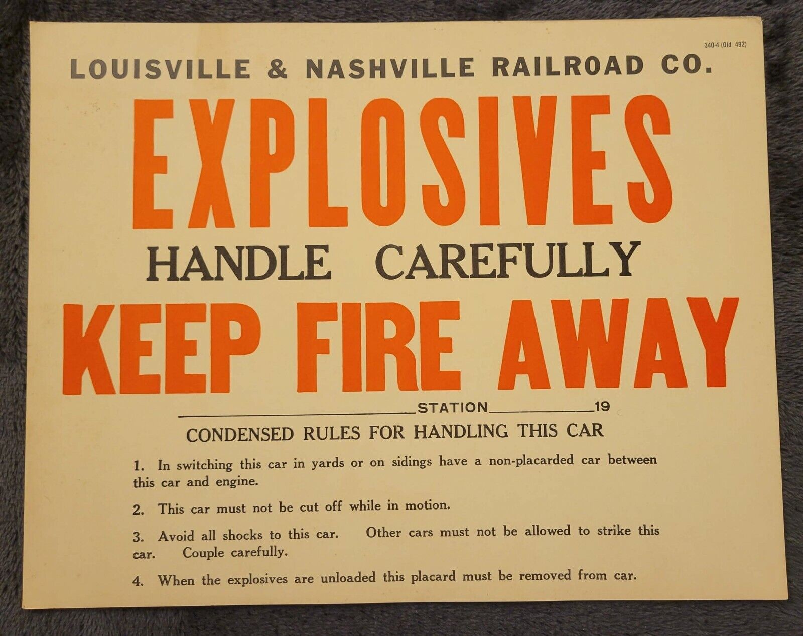 Original Vintage LOUISVILLE & NASHVILLE RAILROAD CO. EXPLOSIVES Car Placard