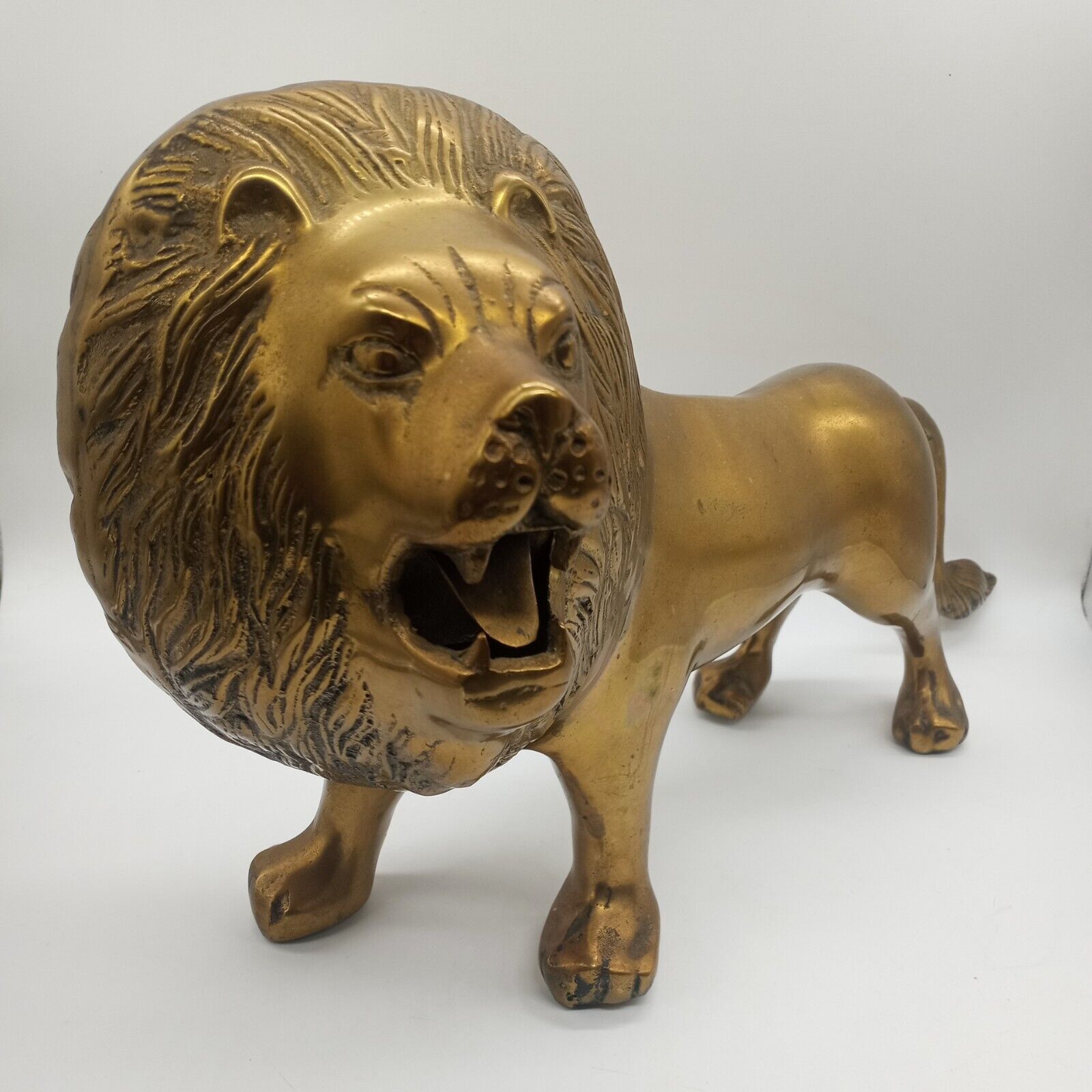 Very Awesome Large 1960's Brass Lion From Korea  READ DESCRIPTION 