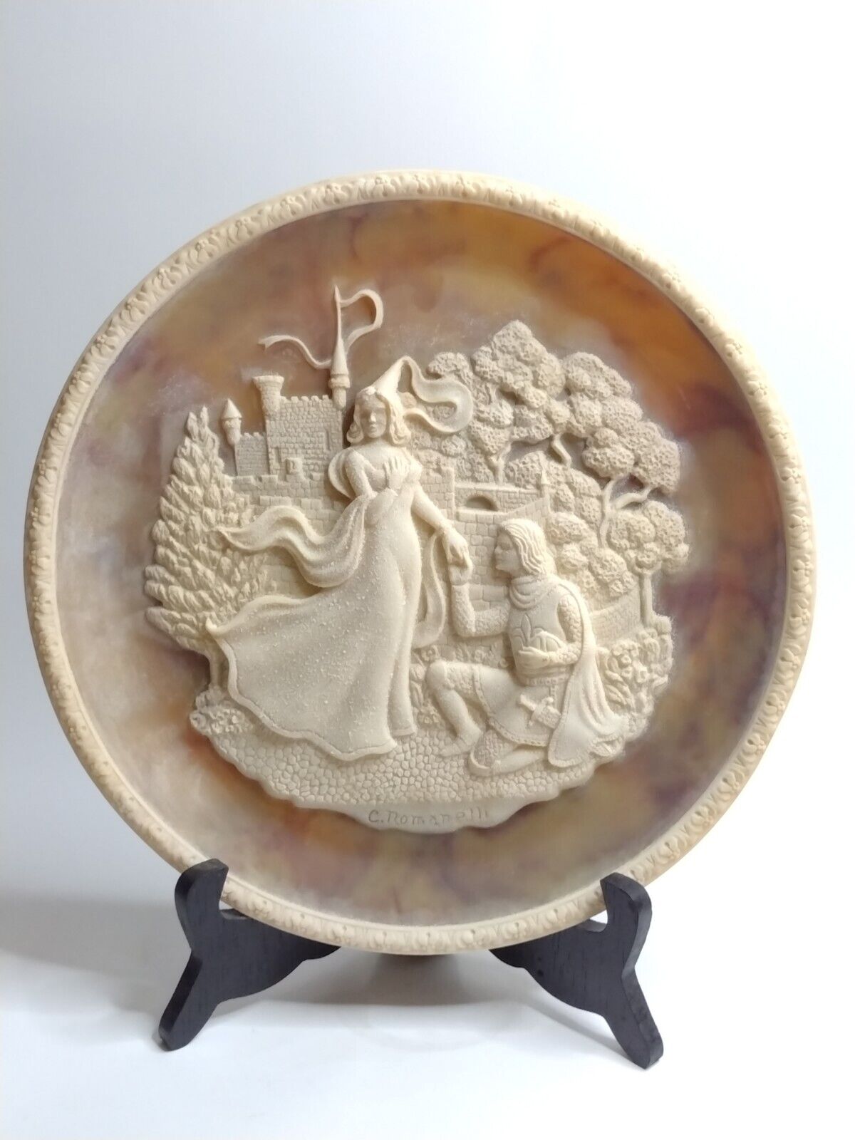 Vintage Incolay Studios Lancelot & Guinevere Stone Collector Plate