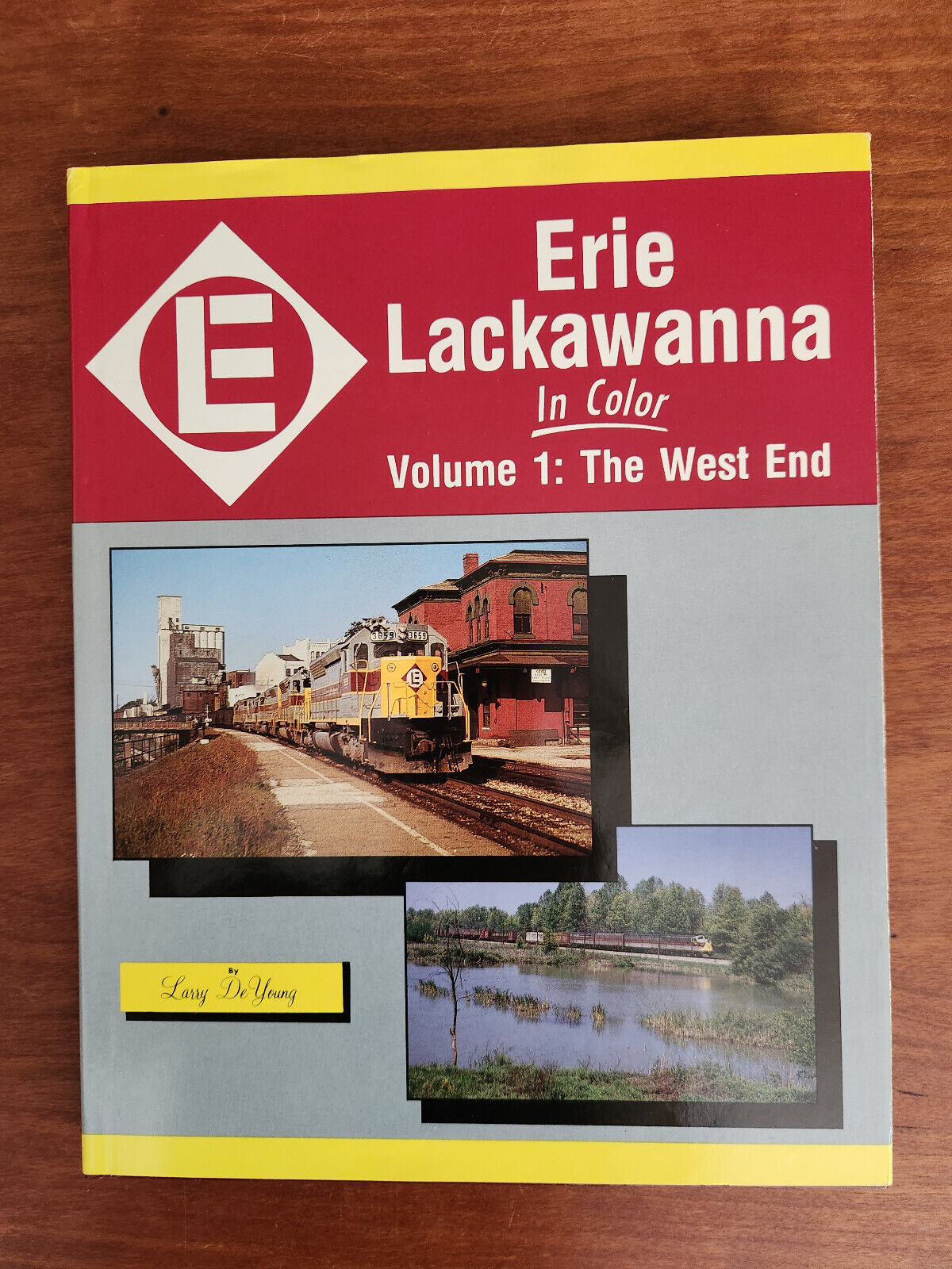 Erie Lackawanna in color. 8 volume set. Hardcover, very good condition 
