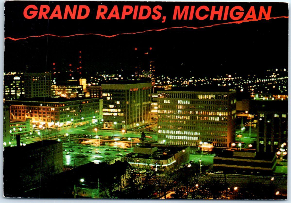 Postcard - Grand Rapids, Michigan, USA, North America - Night Time