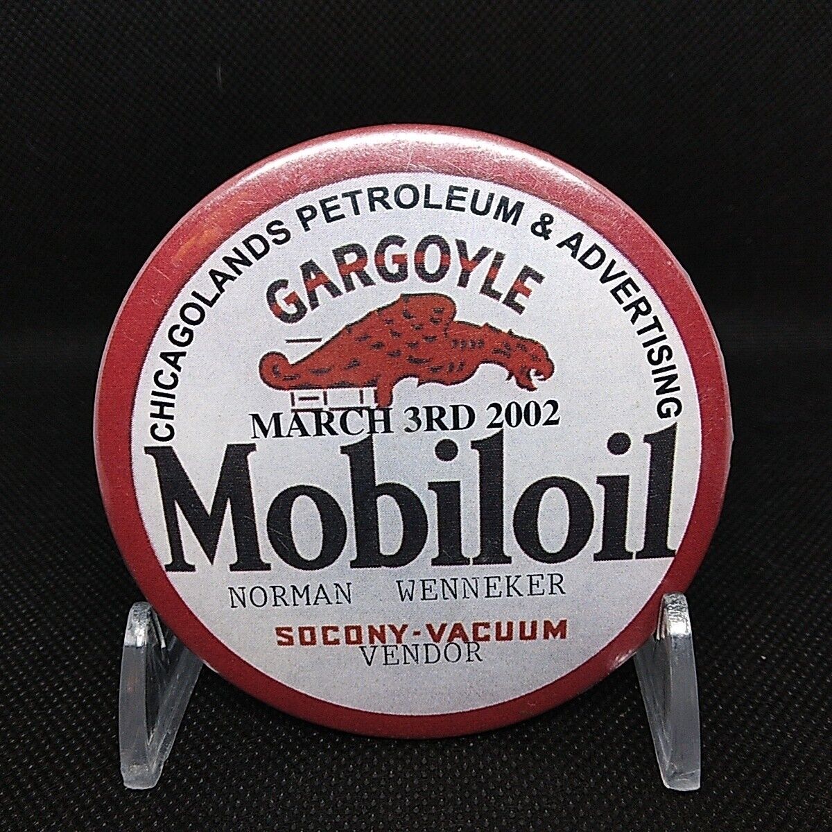 Rare Gargoyle Vacuum Mobiloil Vendor March 3rd 2002 Button Pin Chicagolands Petr