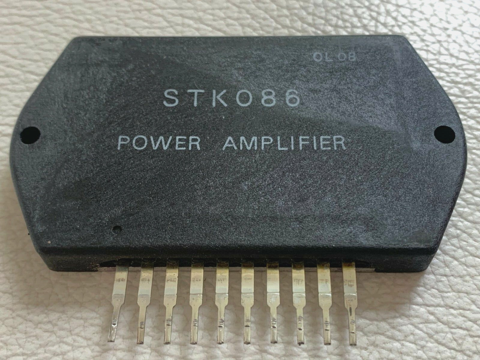 STK086 Power Amplifier + Heat Sink Compound New Original SANYO