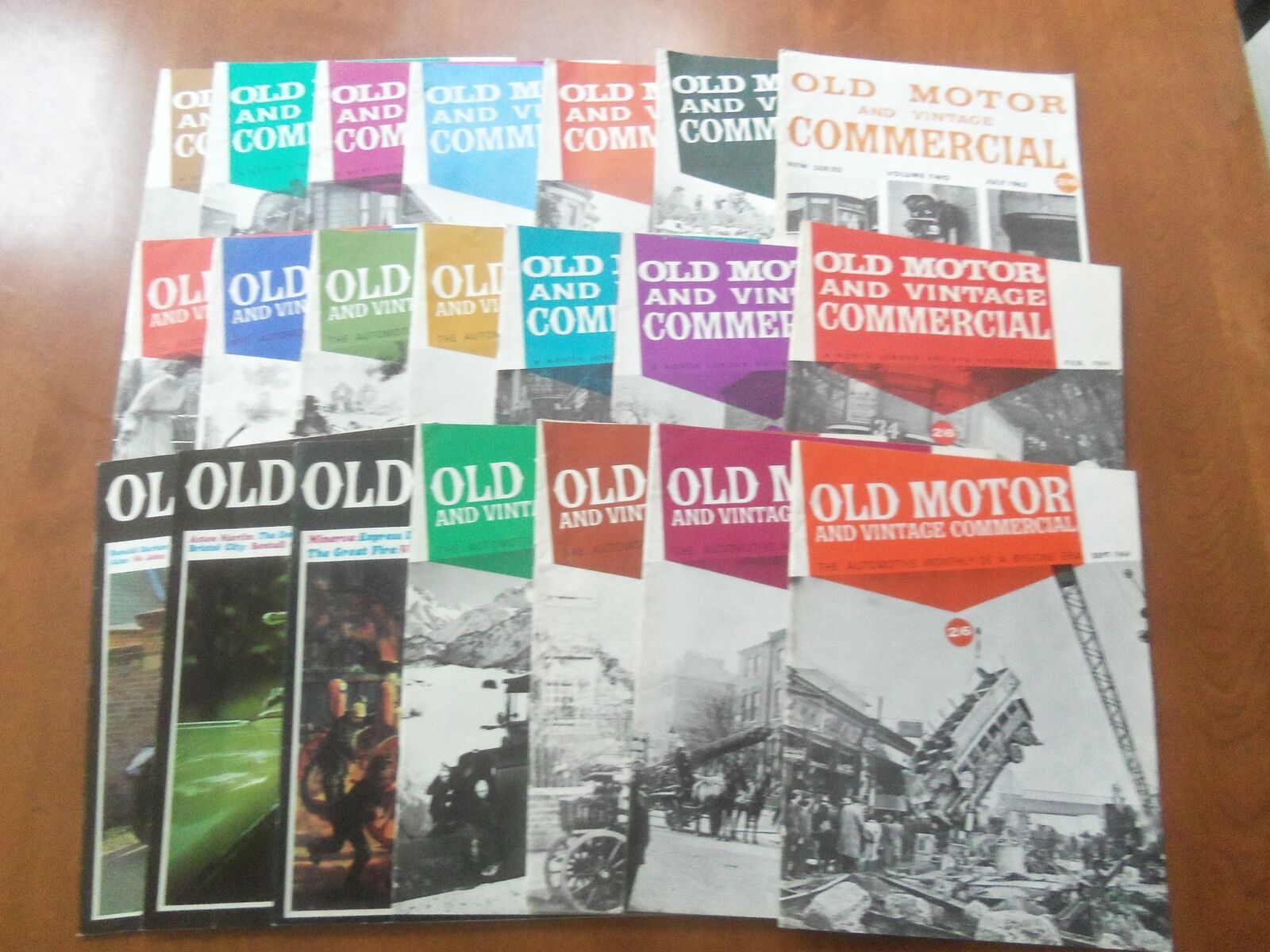 1963-1967 OLD MOTOR AND VITAGE COMMERCIAL MAGAZINE - LOT OF 21 - O 2136A