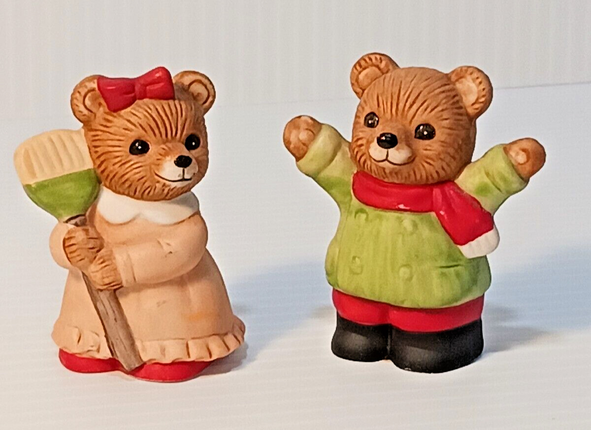 Homco Vintage Miniature Ceramic Bear Set Of Two Figures One With  Broom 5101
