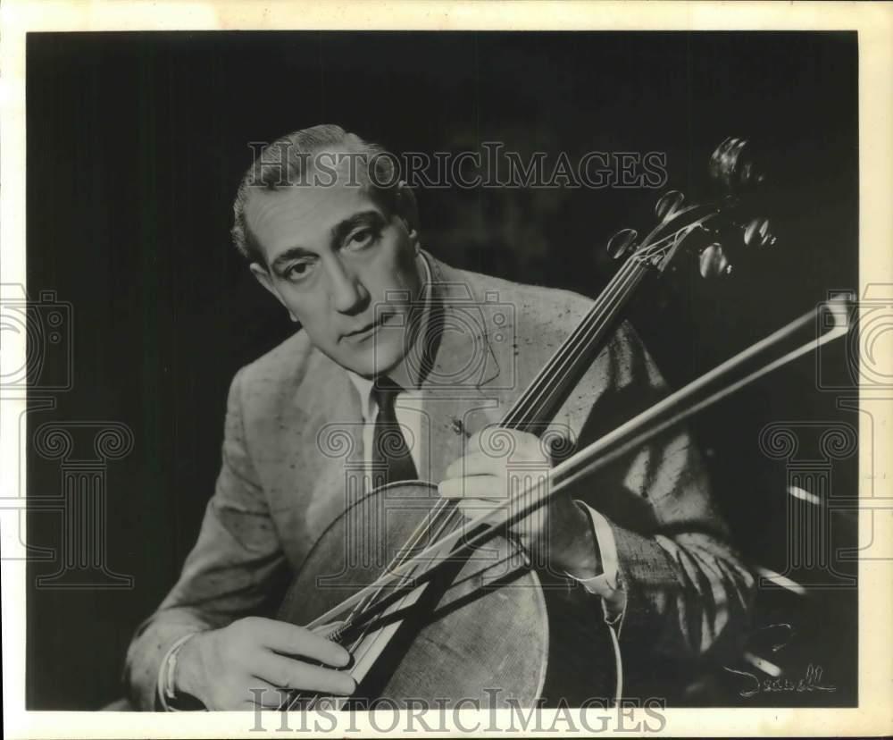 1957 Press Photo Cellist Gregor Piatigorsky - hcx51719