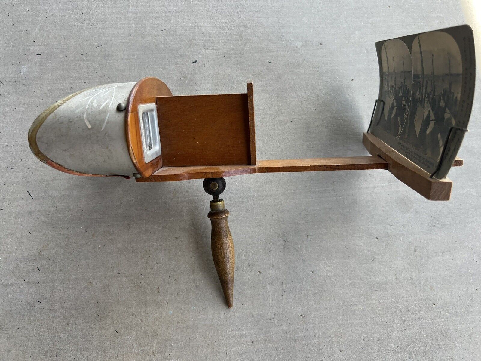 Vintage H.C.WHITE Co. Stereoscope with 12 Cards  - Great Piece 