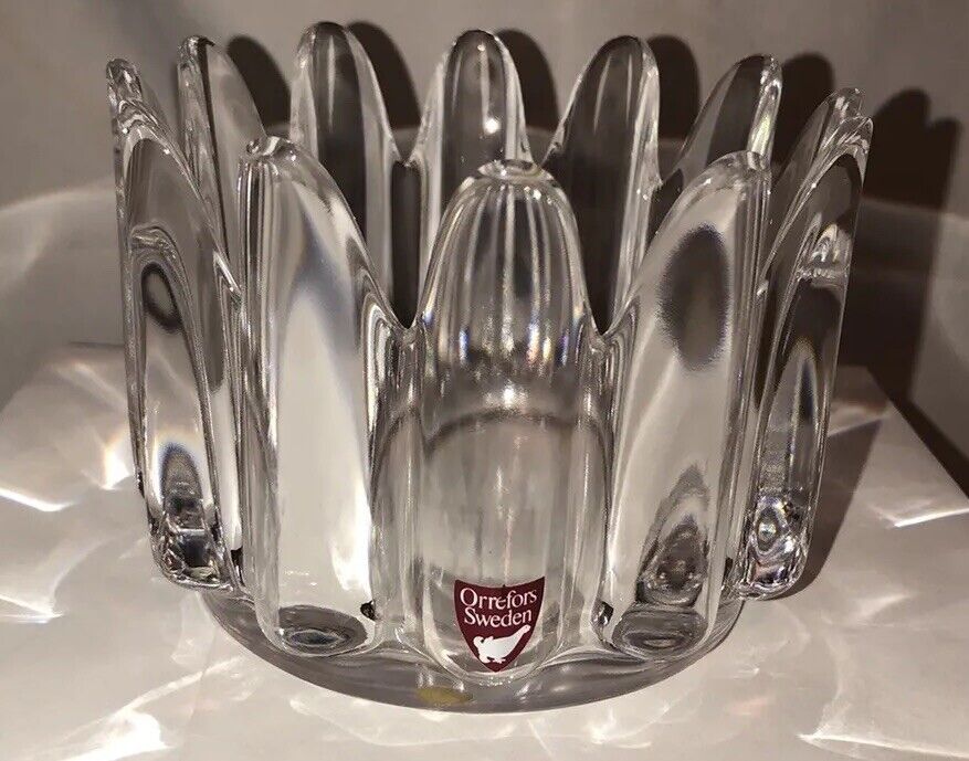 Vintage Orrefors Jan Johasson Sweden Fleur Cut Clear Crystal Candy Dish Bowl Fun