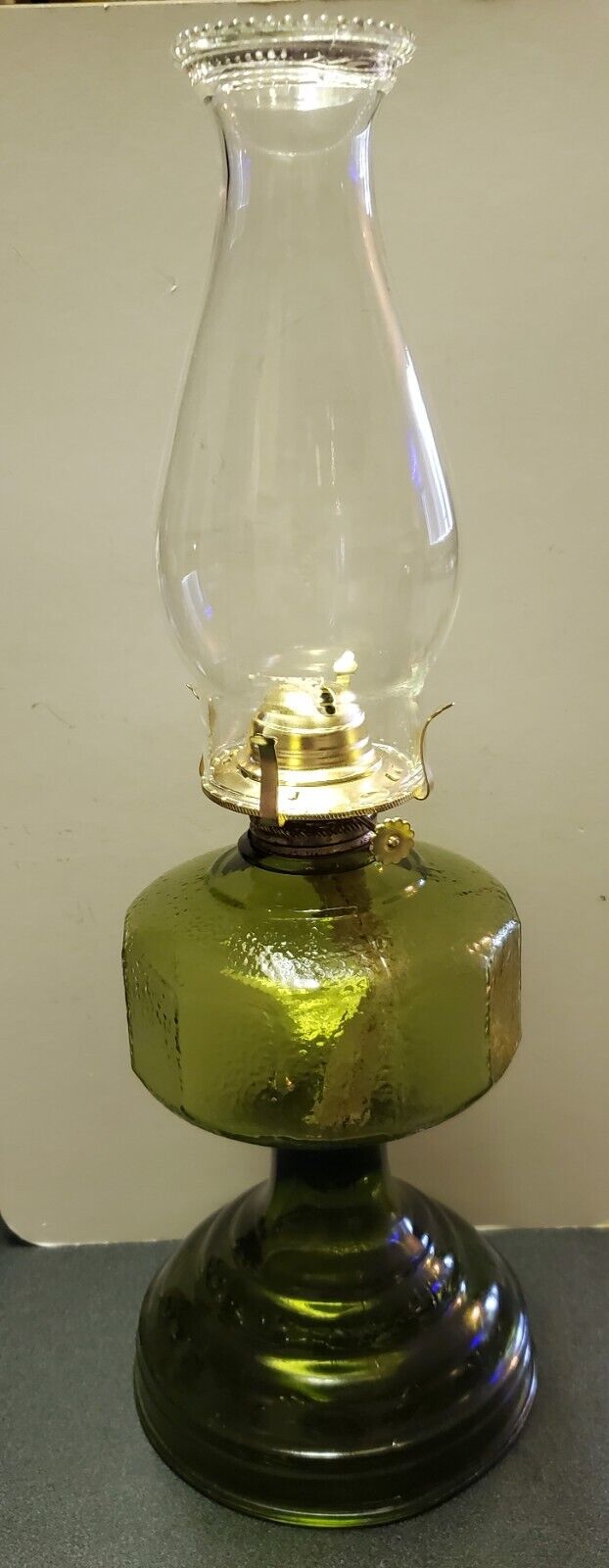Antique Emerald Green Kerosene Oil Lamp Glass Hurricane Lantern Pedestal 18-1/2