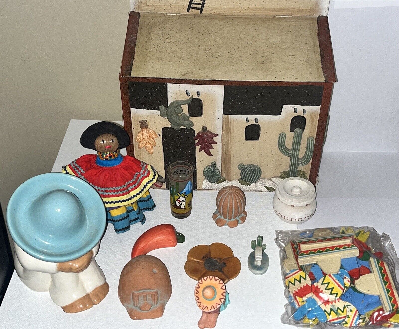 Vintage Mexican South Western Pottery, Figurines, Deco, & More OVER 10 PIECES
