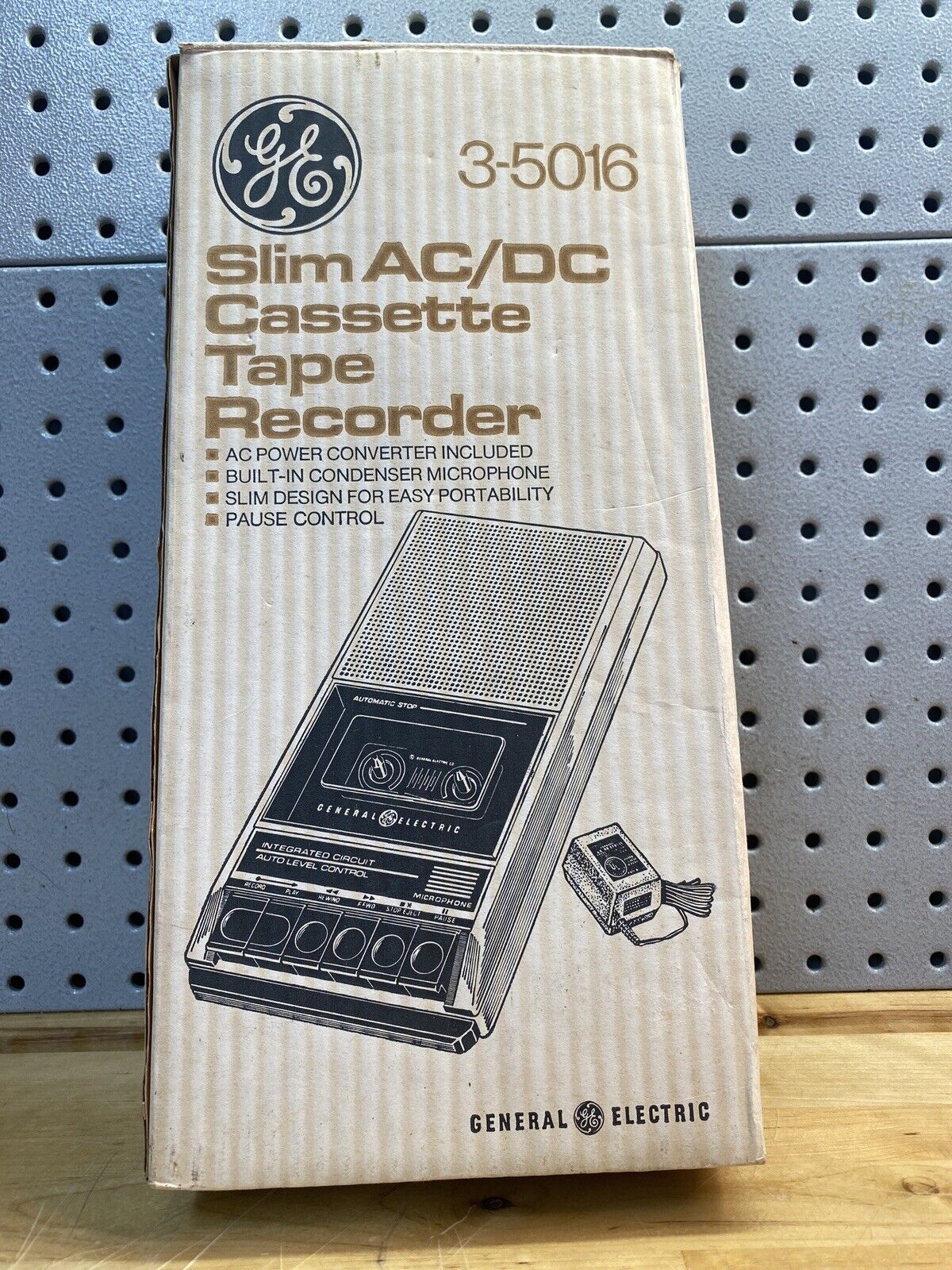 Vtg GE General Electric 3-5016 Slim AC/DC Cassette Tape Recorder Player in Box
