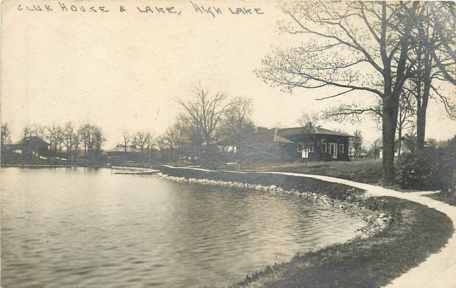 Postcard RPPC C-1905 Illinois Chicago Club House & Lake Childs  IL24-642