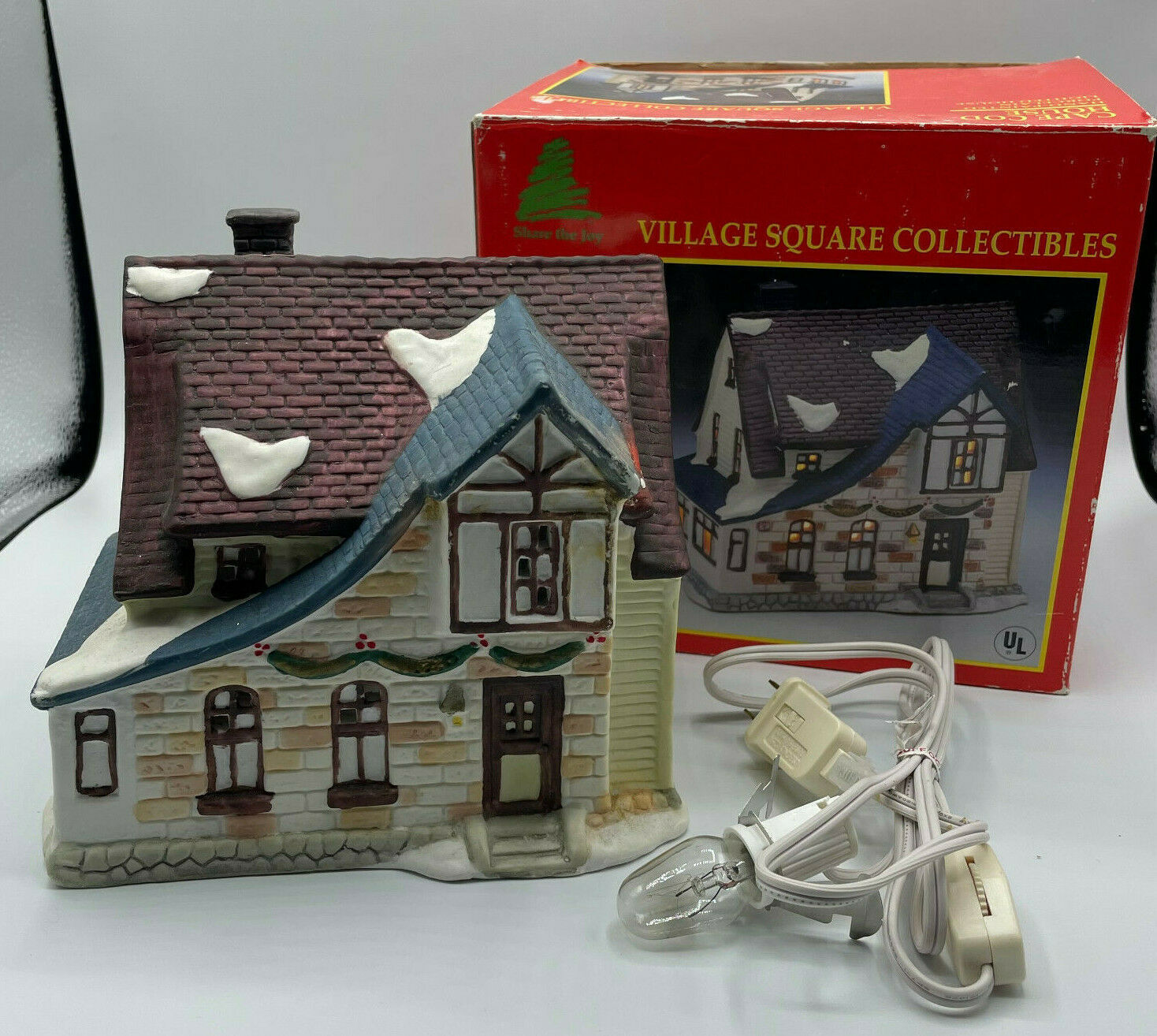 Caldor Village Square Collectibles Cape Cod House Hand-Painted Lighted Vintage