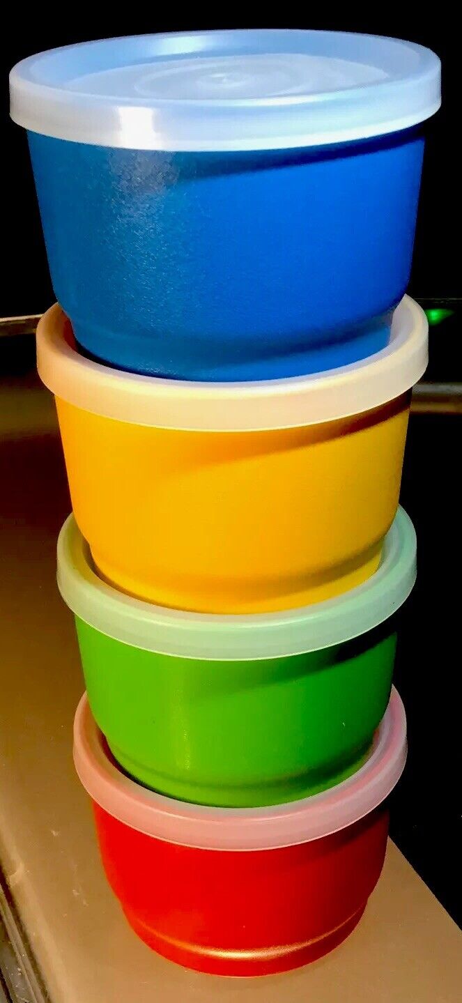 TUPPERWARE NEW VINTAGE #1229 SNACK CUPS w SEALS SET OF 4 CUPS CLASSIC COLORS