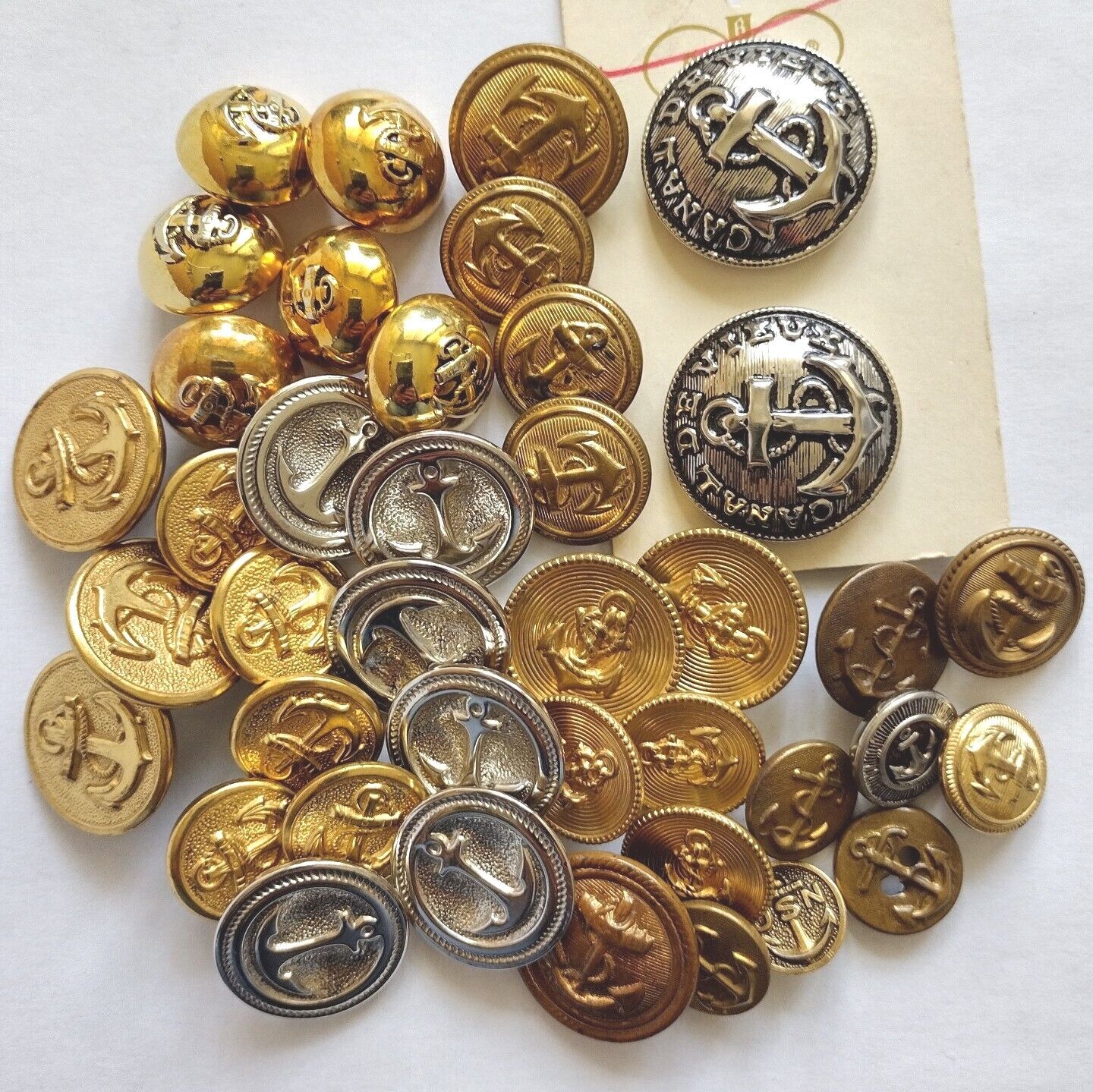 Lot of 40 Vtg Metal Anchor Nautical Theme Buttons for Crafting or Repurposing