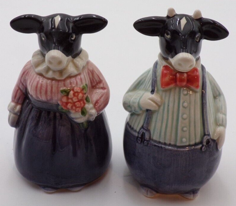 Otagiri Japan Anthropomorphic Cow Couple Boy Girl Salt Pepper Shaker Set Figural
