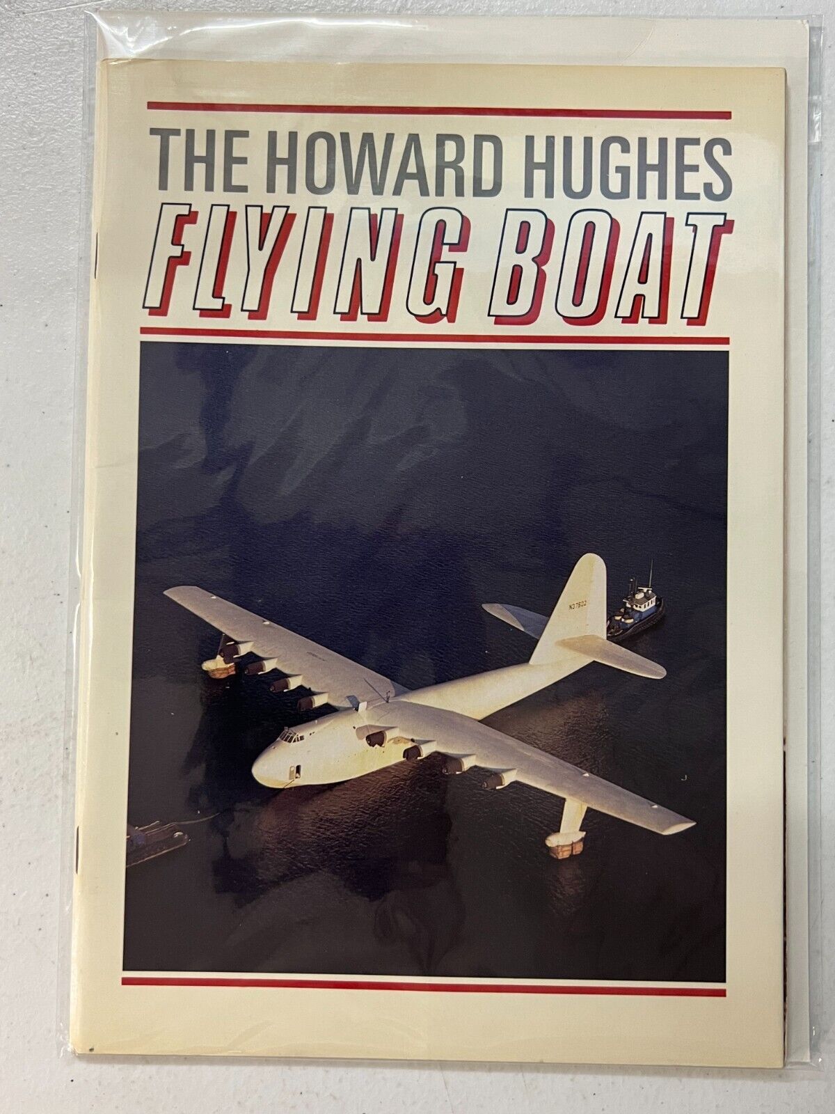 The Howard Hughes Flying Boat Souvenir Booklet 1983 | Combined Shipping B&B