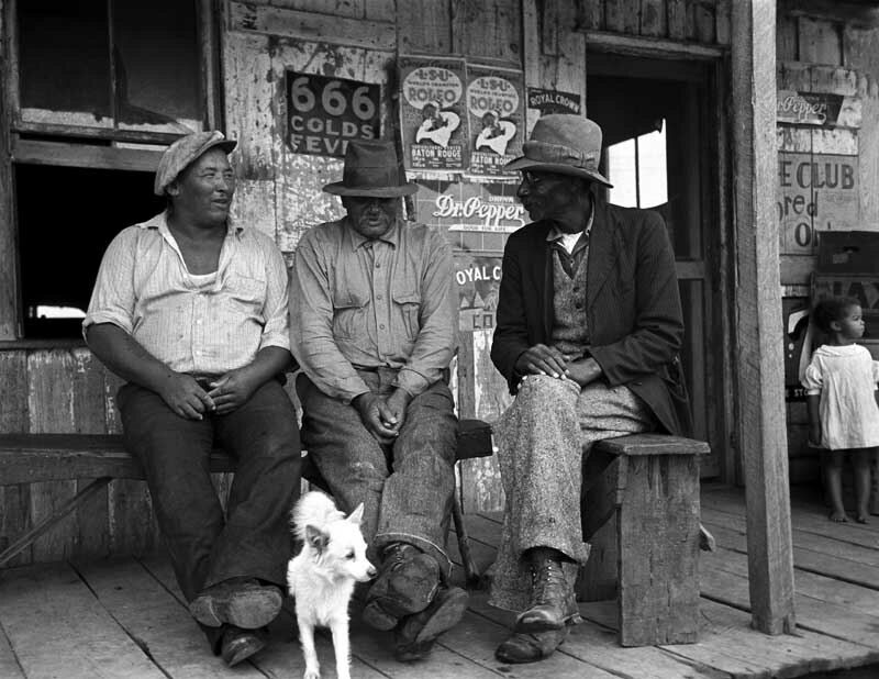 1938 Porch Talk, Jeanerette, Louisiana Vintage Old Photo 8.5\