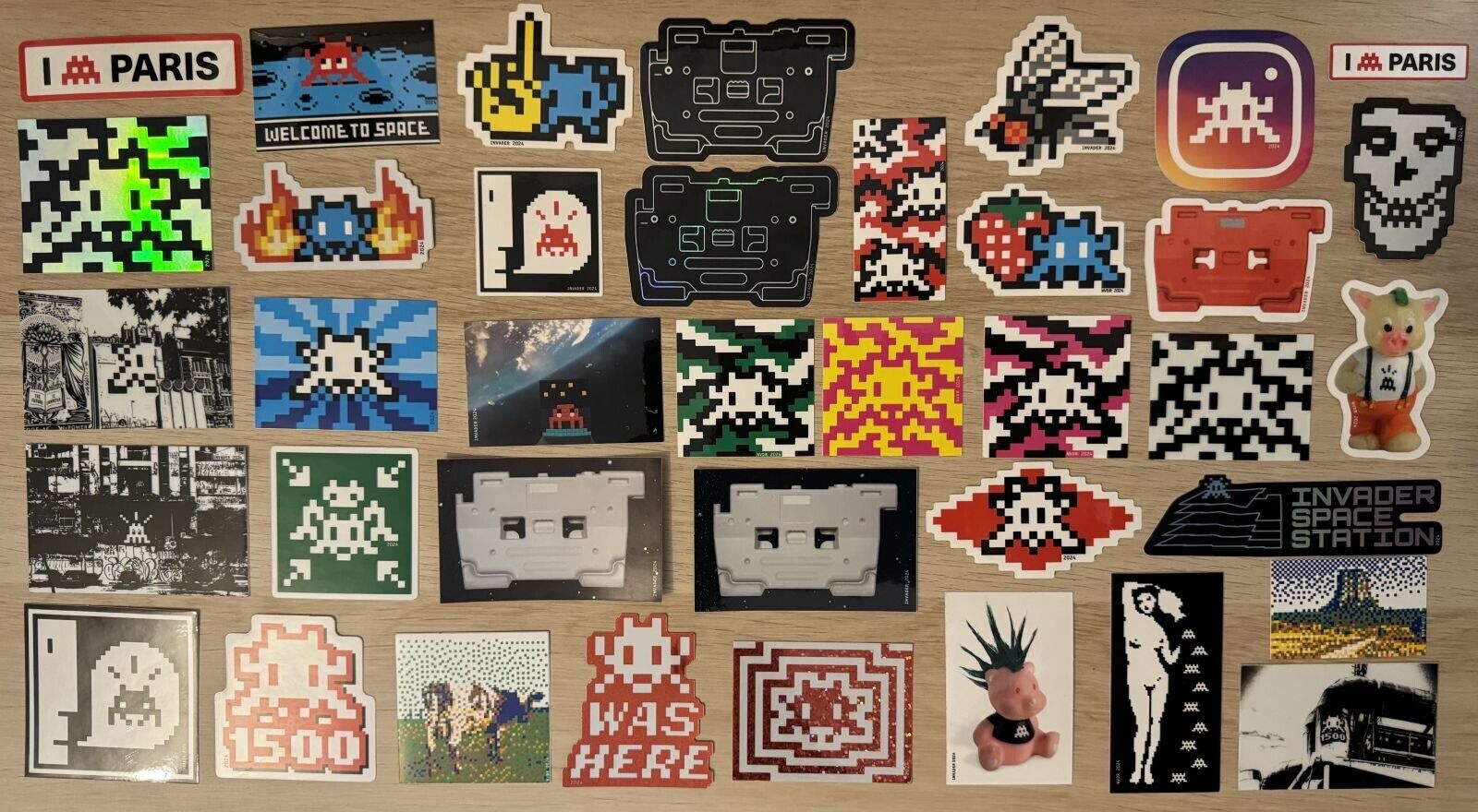 Set 38 Stickers Invader (Full Collection of Invader Space Station)