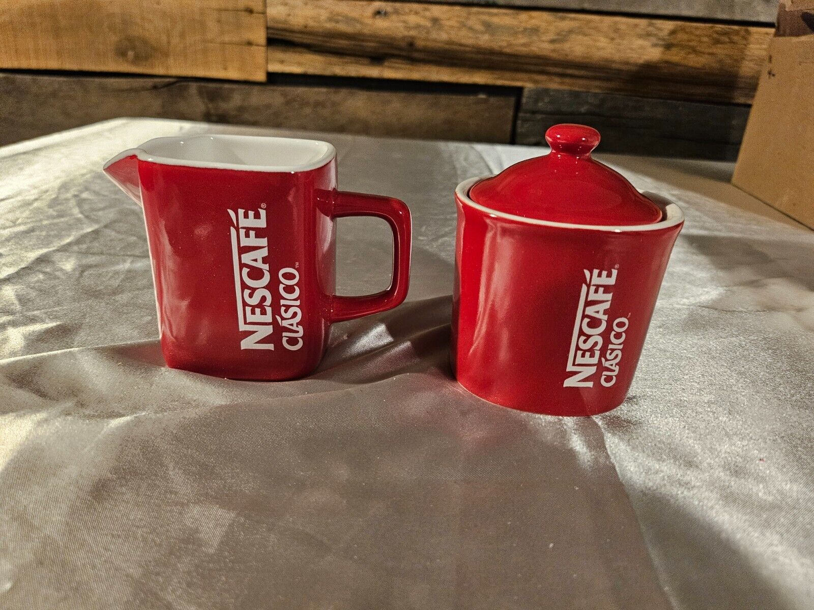 NESCAFE CLASICO 3 Pc Coffee Creamer Sugar Bowl Lid Red Cup