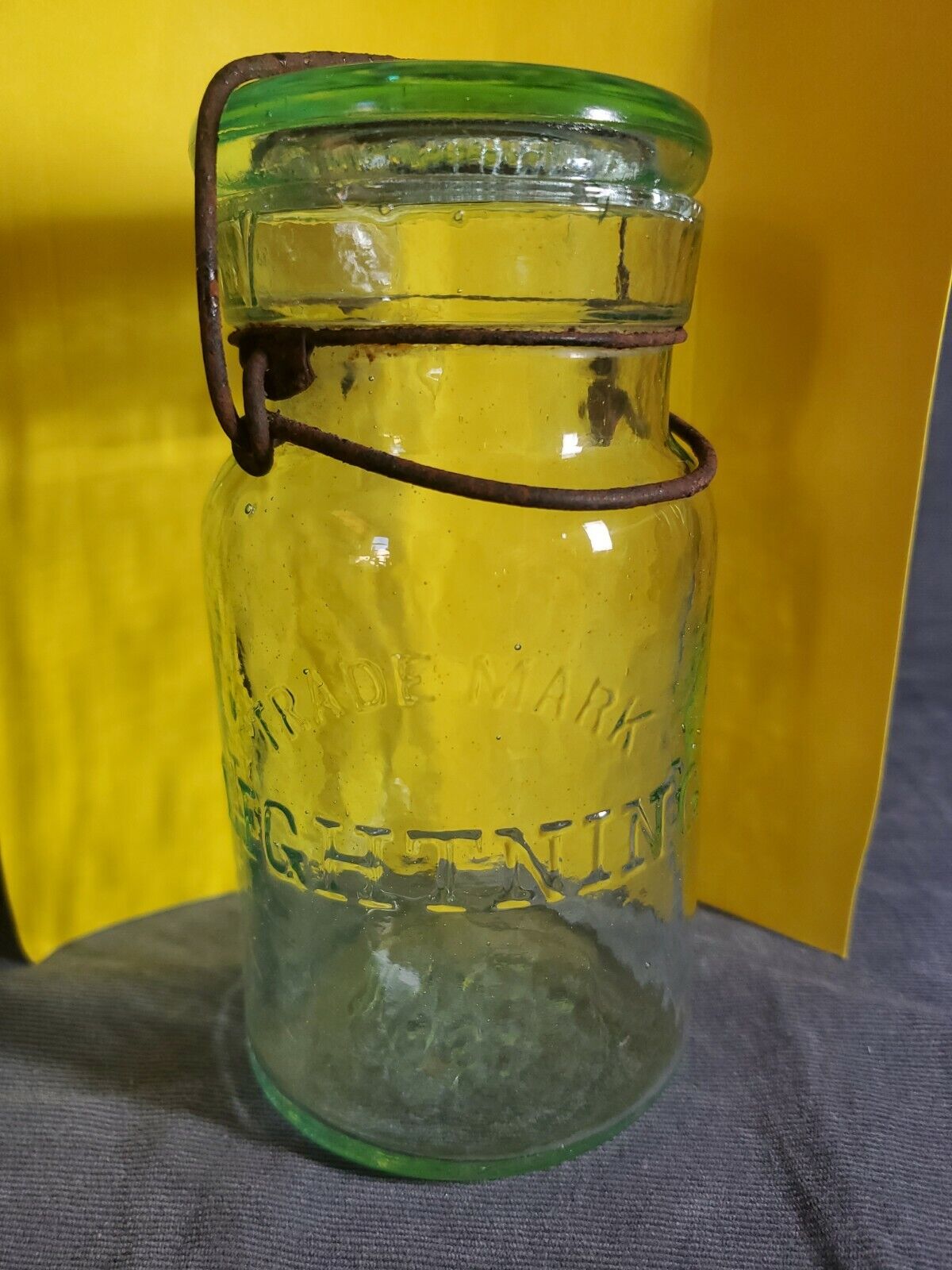 Trademark Lightning Putnam 138 Light Aqua Fruit Canning Jar W/Bale