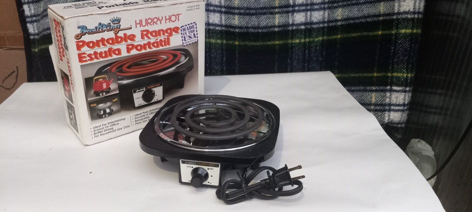 VINTAGE “BROIL KING “  HURRY HOT  PORTABLE RANGE . ( New In Open Box).