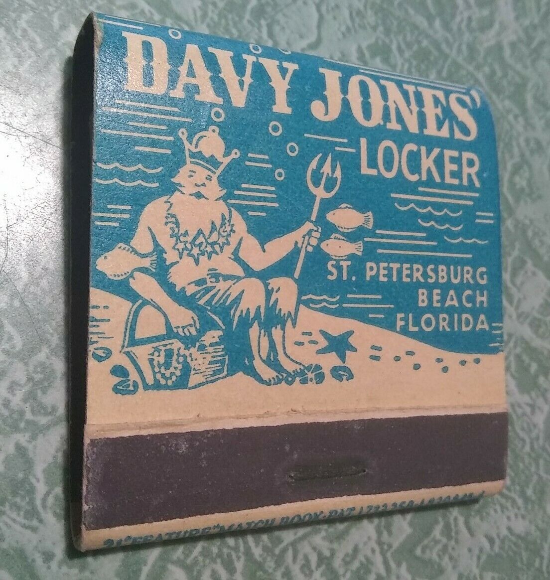 Rare Vintage Matchbook F1 Davy Jones locker St Petersburg Beach Florida feature