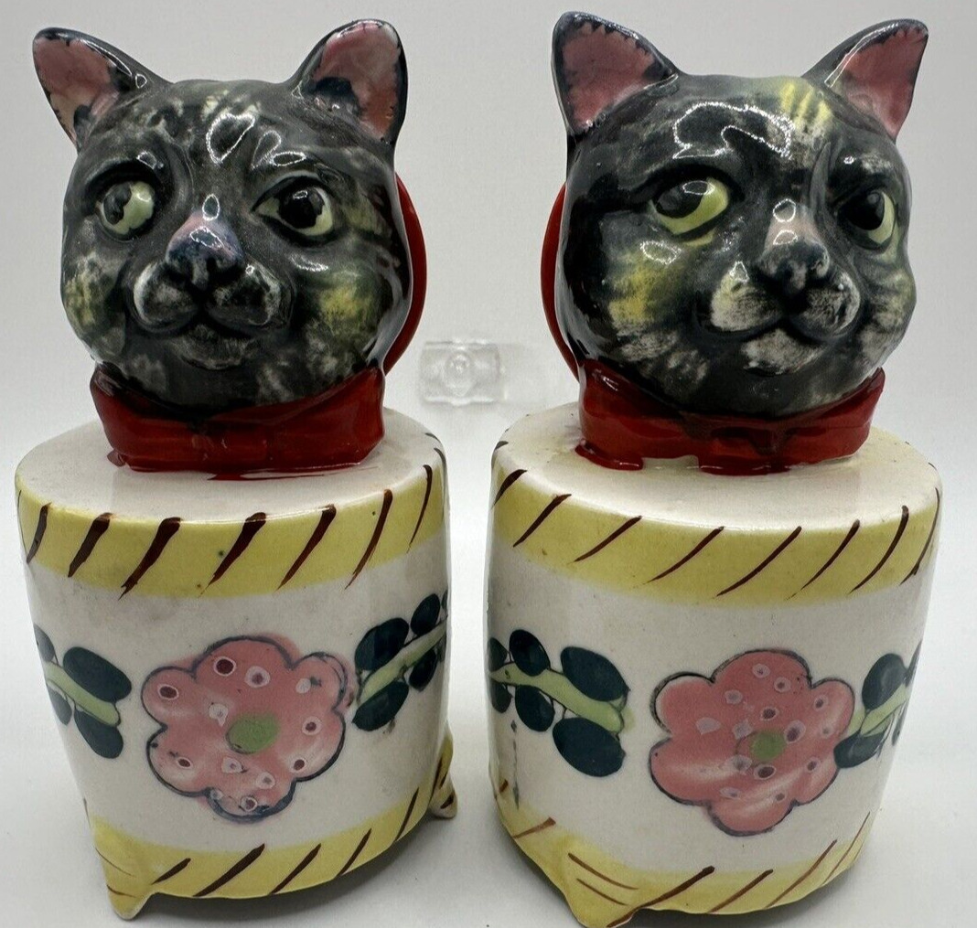 Vintage Set JAPAN TABBY CAT Salt & Pepper Shakers Mid-Century Red Pink Floral 4\