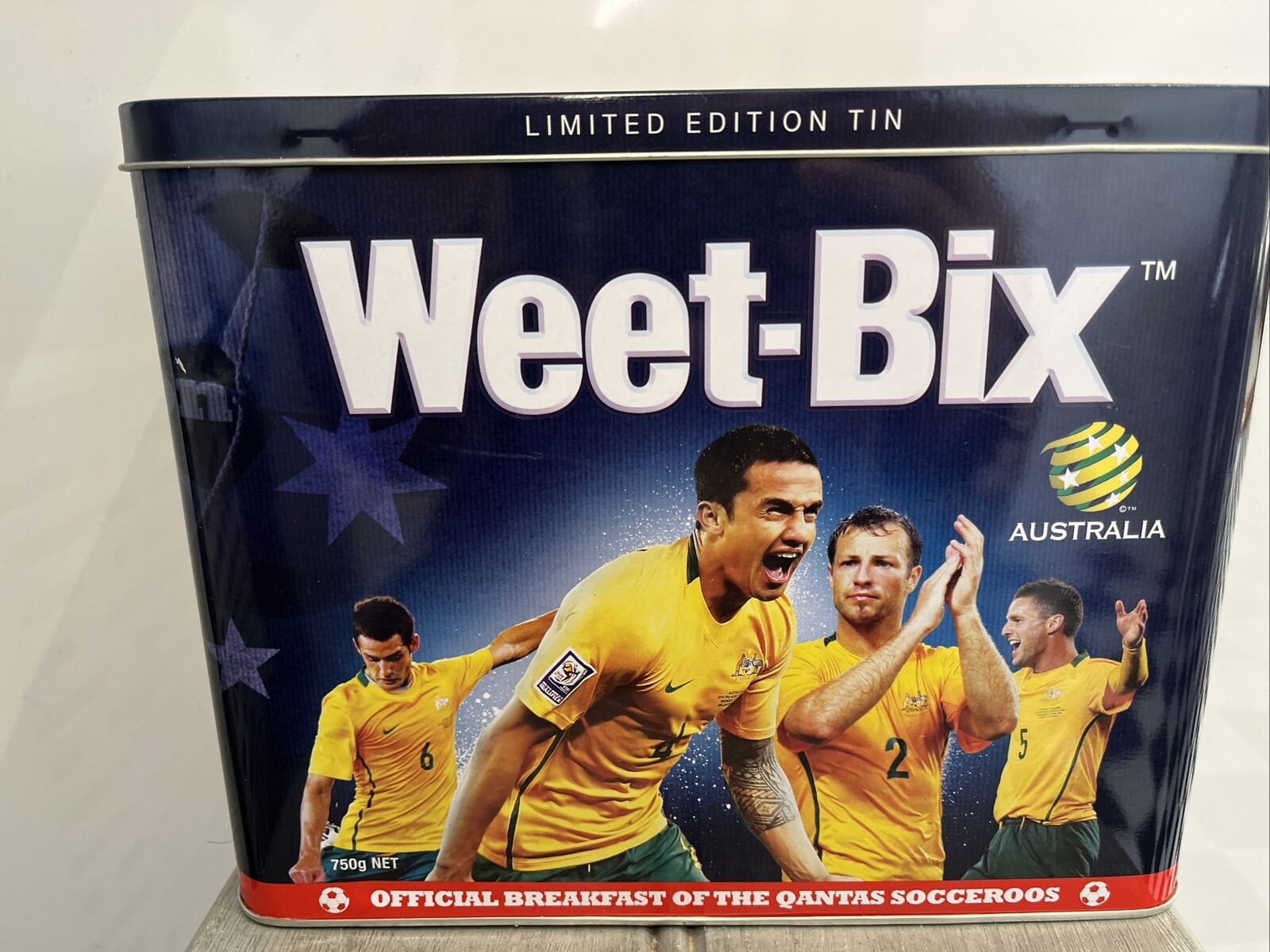 Weet-Bix Limited Tin Qantas Socceroo's EMPTY Collectable Tin Container,.