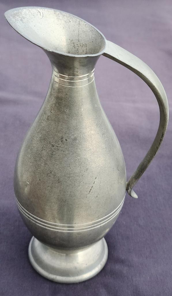 Beautiful Singapore Pewter Etched Dressing Pitcher – VGC – NICE TROPICAL SCENE