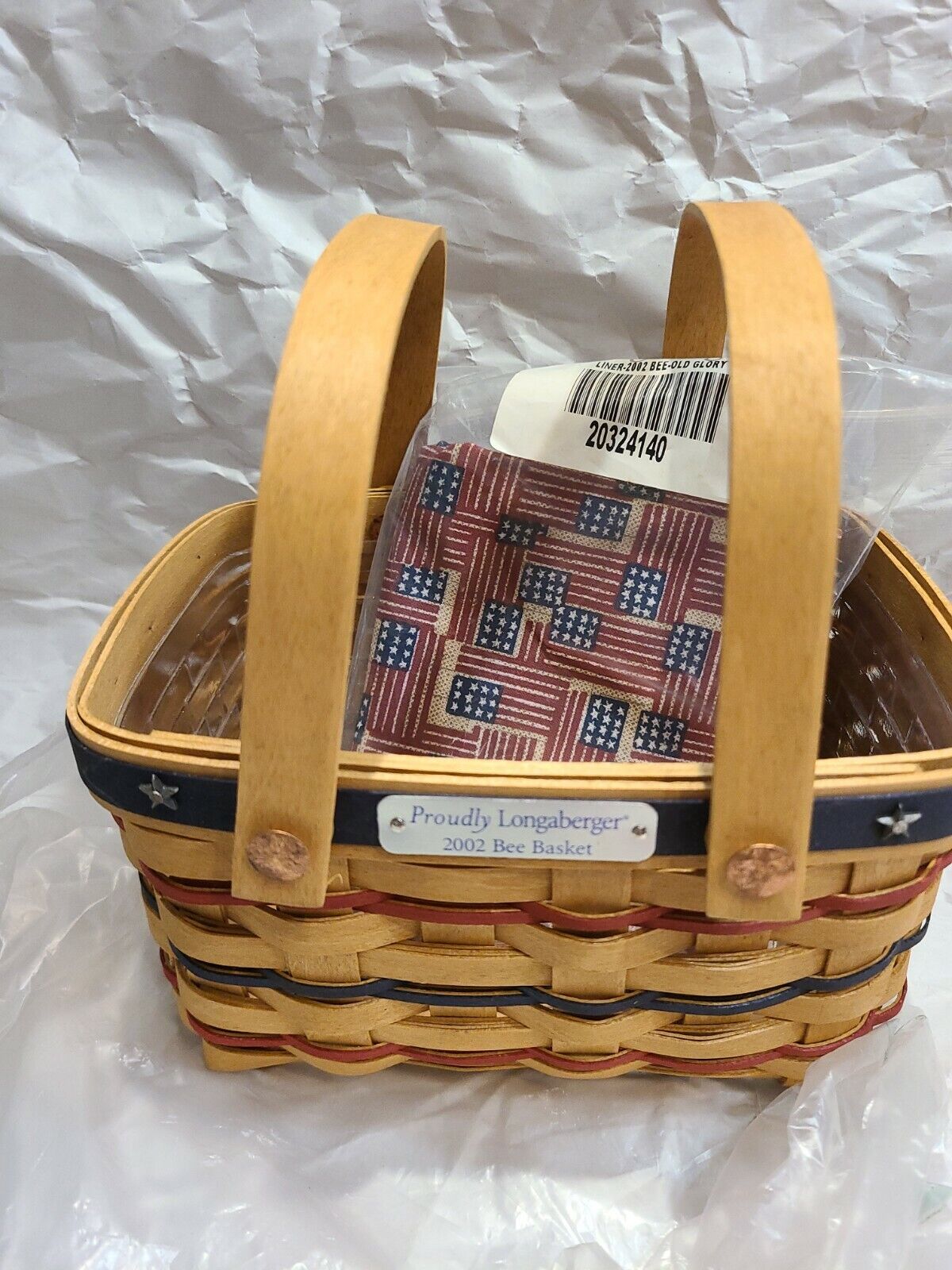 New Longaberger 2002 Bee Basket with Protector, Fabric Liner & Handles