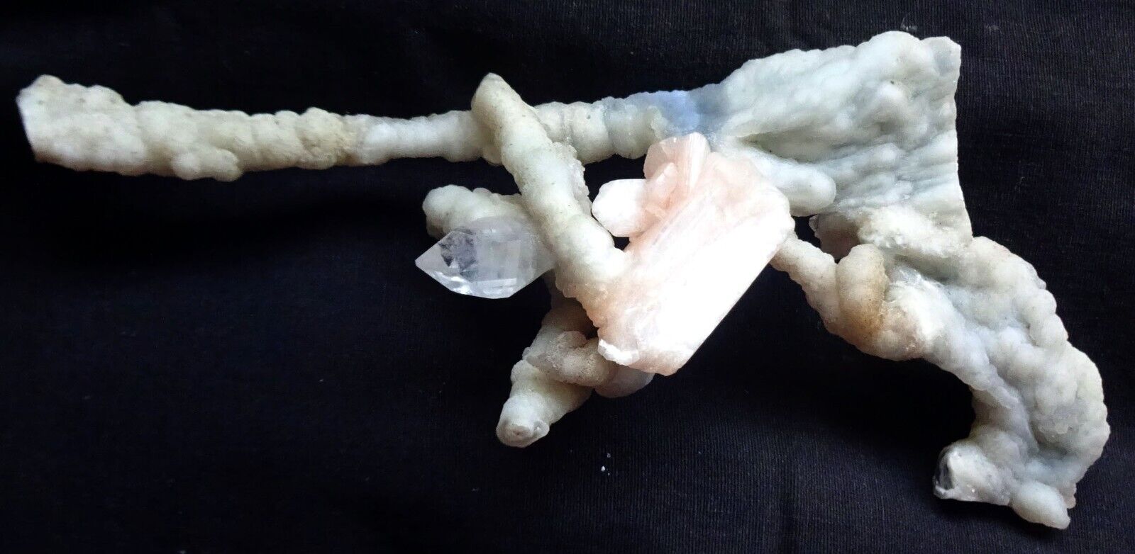 CLASSICAL FORMATION OF STALACTITE CORAL W/ APOPHYLLITE AND STILBITE CRYSTALS-15.