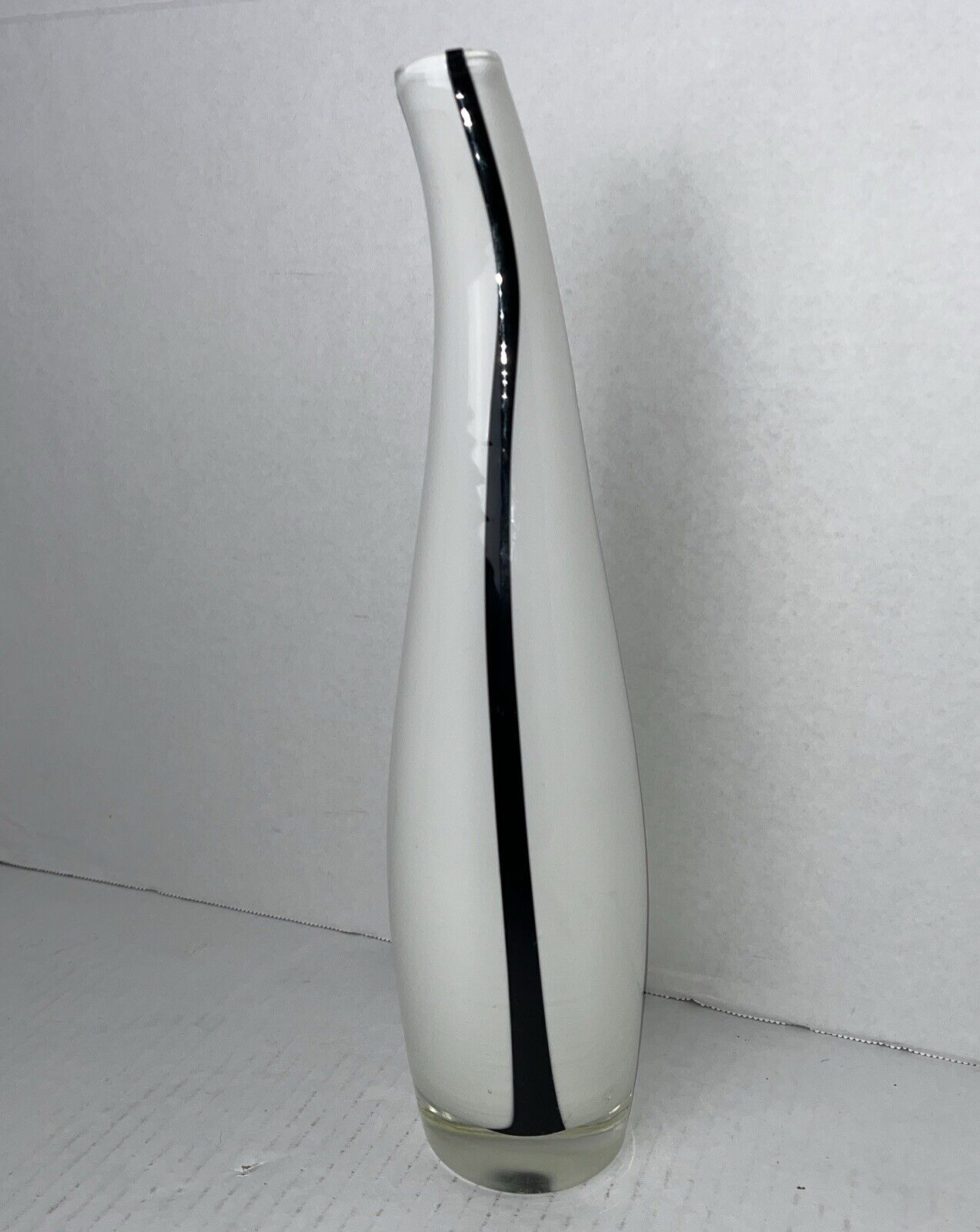 MURANO Glass White w/Black Stripe Wht Center HANDBLOWN ART GLASS 13\