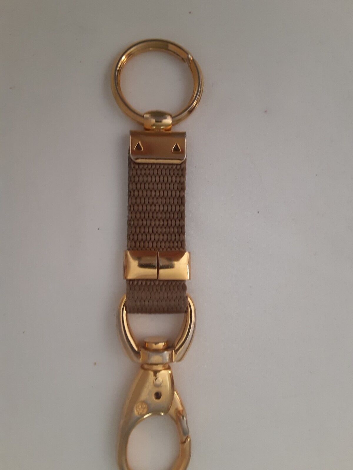 Gold-Tone Mesh Snap Belt Key Change Ring