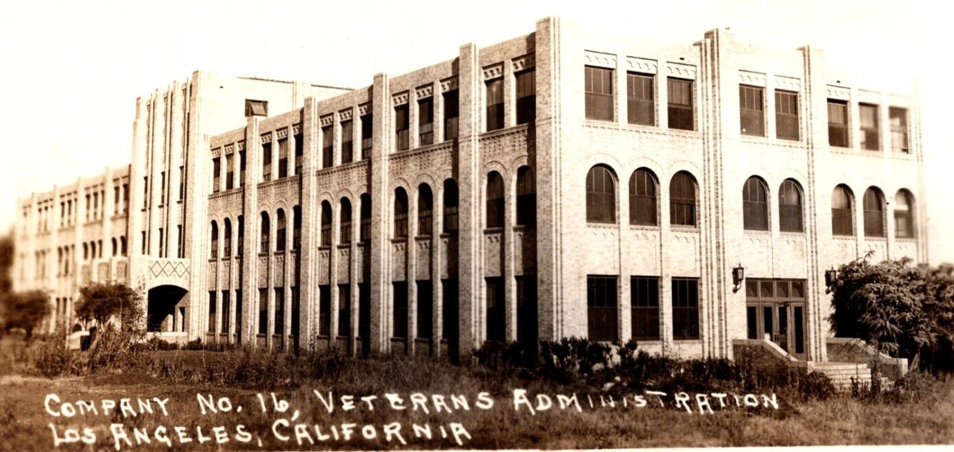 c1940s RPPC VETERANS ADMINISTRATION BUILDING LOS ANGELES CALIFORNIA VTG POSTCARD