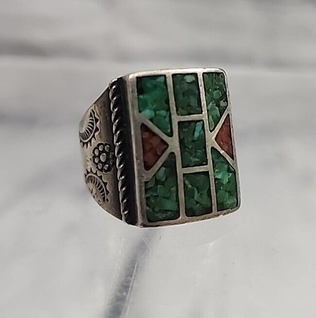 1960s Navajo Large Hand Fabricated Stamped Chip Turquoise & Coral Inlay Ring