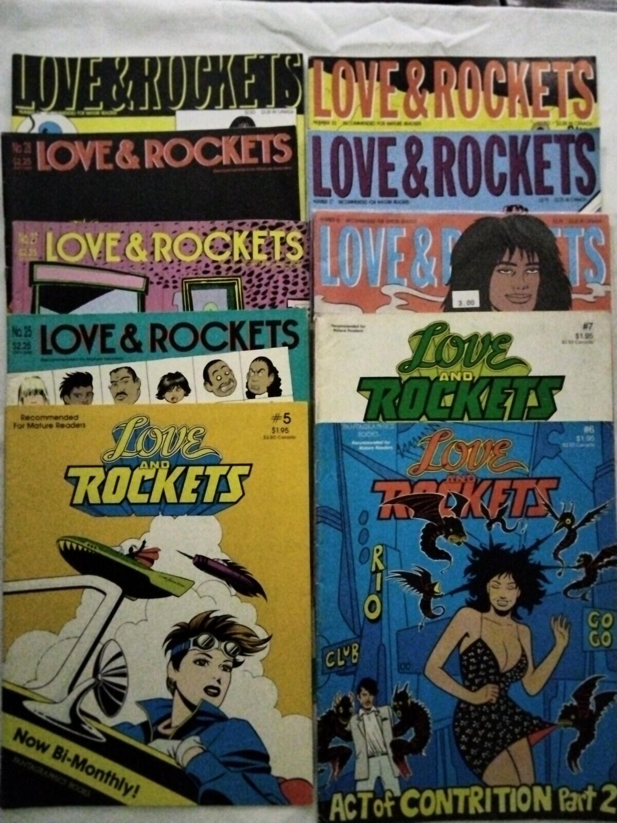 Fantagraphics - Love & And Rockets - Comic Lot of 10 Magazines - Hernandez Bros.