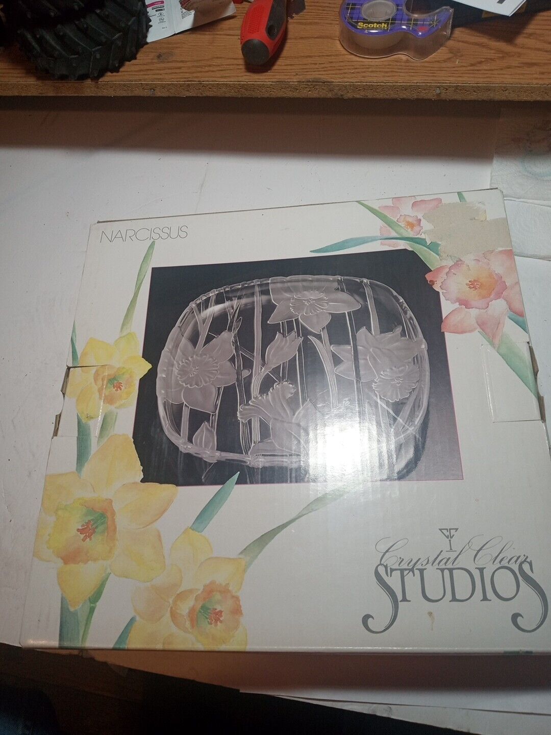 NEW OPEN BOX Vintage 1989 Crystal Clear Studios Narcissus Serving Platter