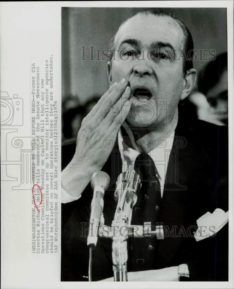 1976 Press Photo Former CIA Director Richard Helms in Washington - kfa14065