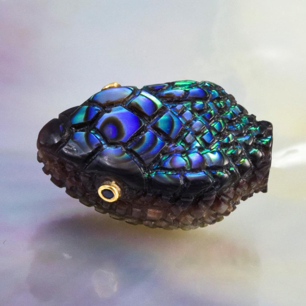 Snake Head Bead Carved Abalone Mother-of-Pearl & Pinna Shell Blue Sapphire 3.69g
