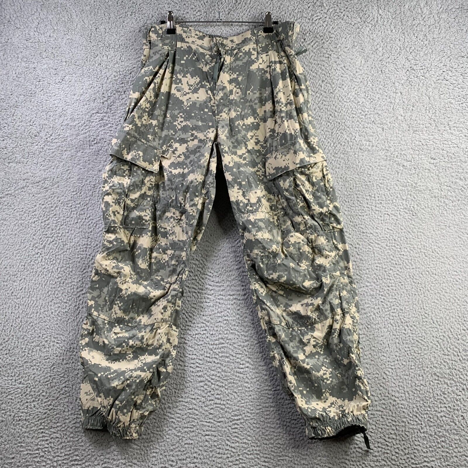 Military Pants Mens Medium Trouser Soft Shell Cold Weather Gen III UCP Digital