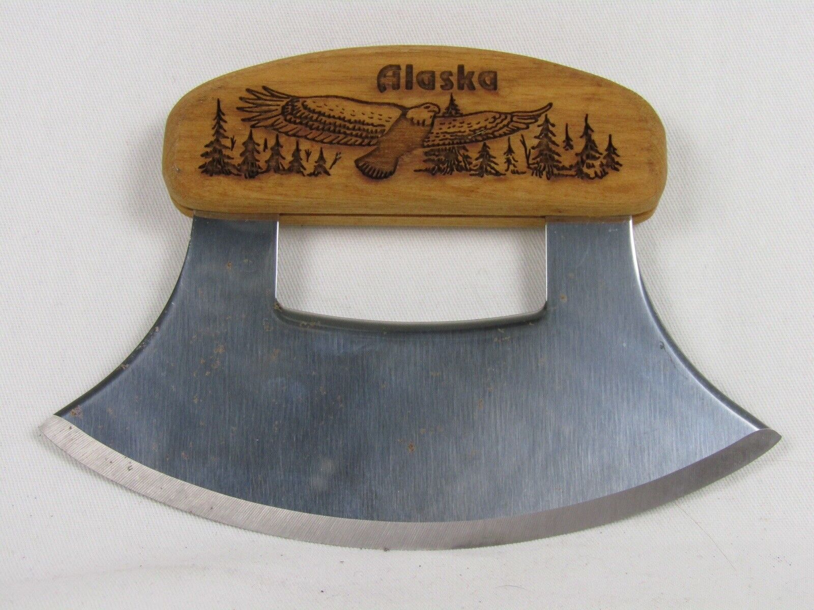 Wood Handle Mezzaluna-Alaska Theme with Eagle Soaring-6 inches wide-GUC