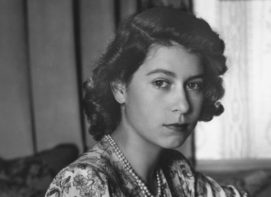 Her Royal Majesty Queen Elizabeth II England Age 16 Picture Photo Print 4\