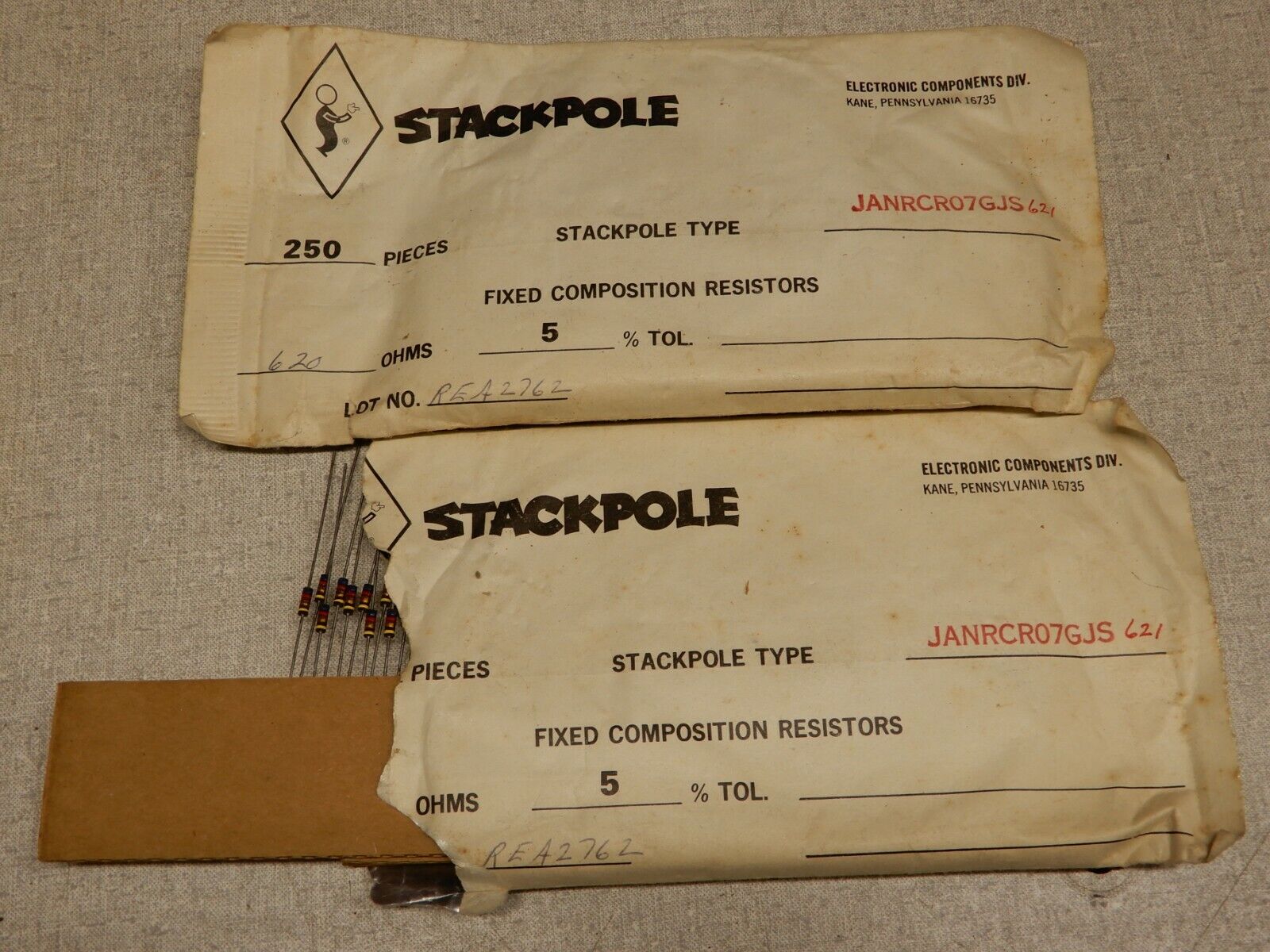 Stackpole Carbon Comp Resistors 620 Ohms 5% 350 Pieces 1/4 Watt:? JANRCR07GJS621