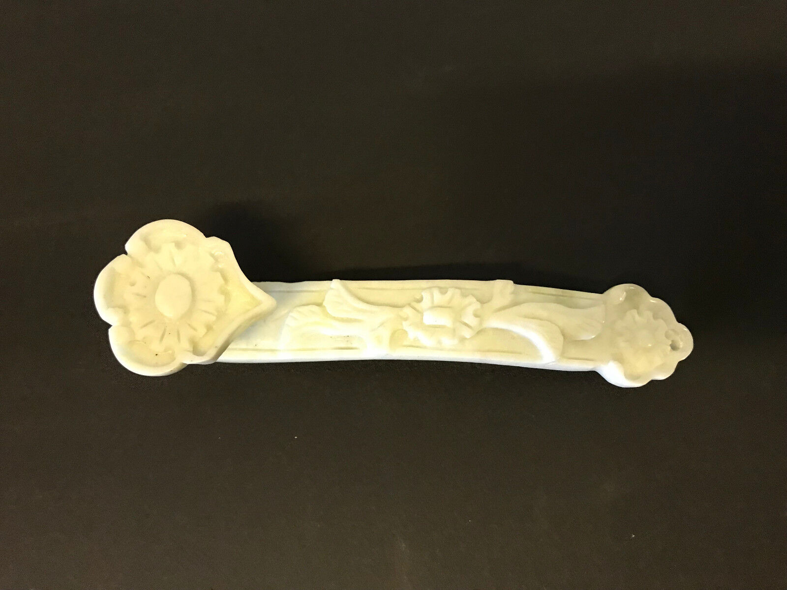 Vintage Chinese Hetian or White Nephrite Jade Ruyi Scepter Carving Floral Dec.