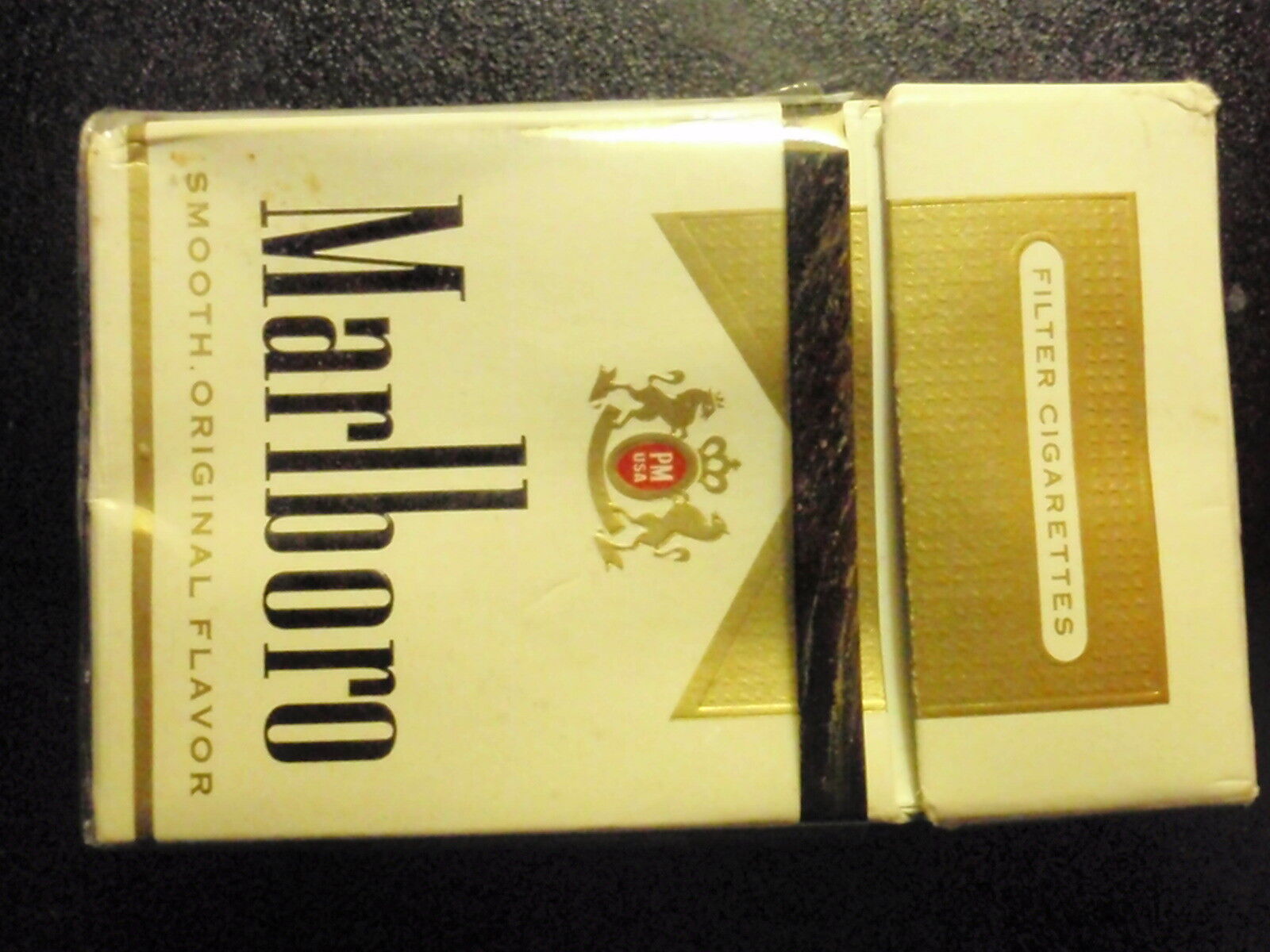 EMPTY Cigarette Box Collectible MARLBORO GOLD w/ promo wrapper