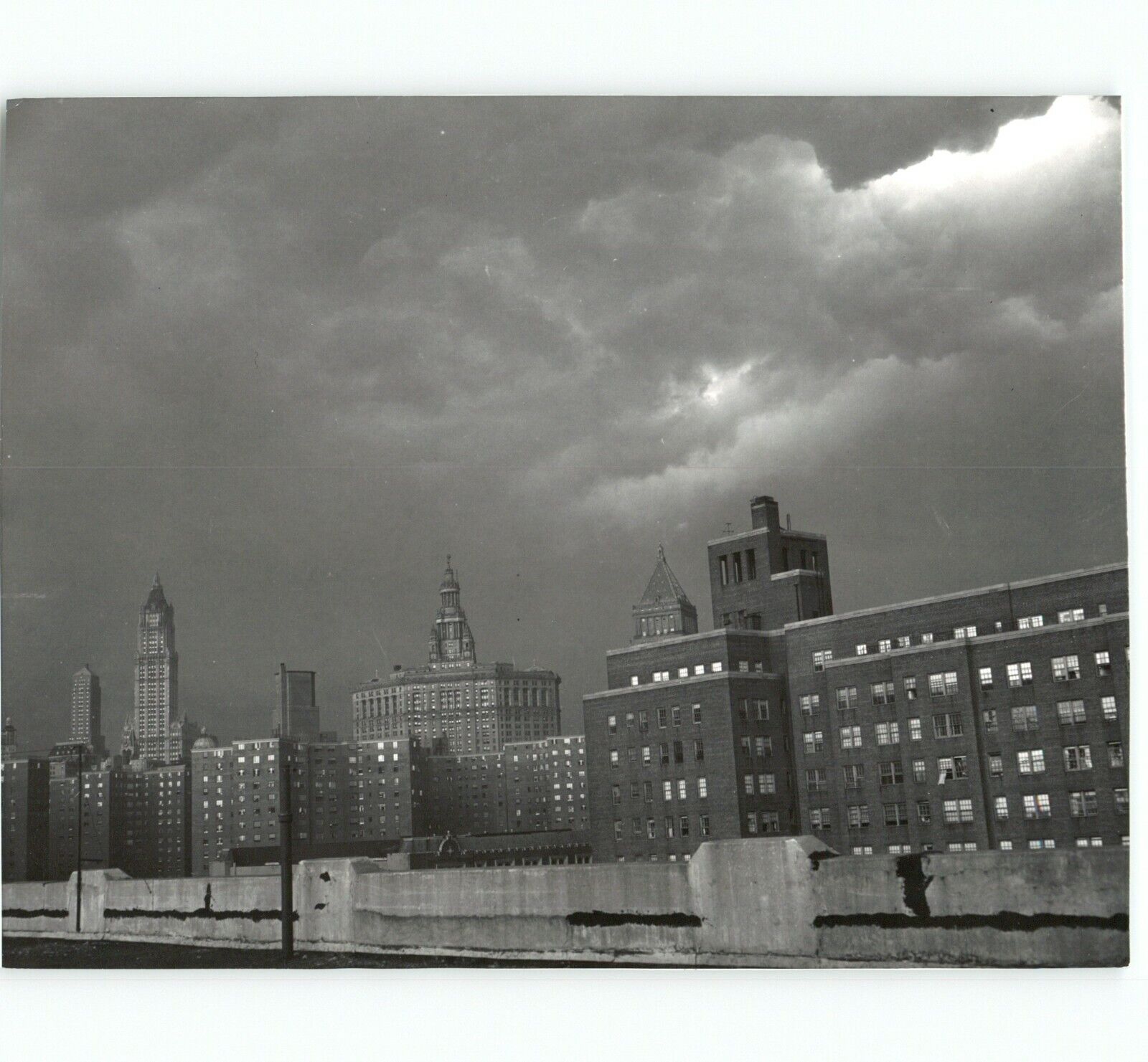 DRAMATIC 1953 New York City Press Photo NYC Downtown Buildings During Storm 