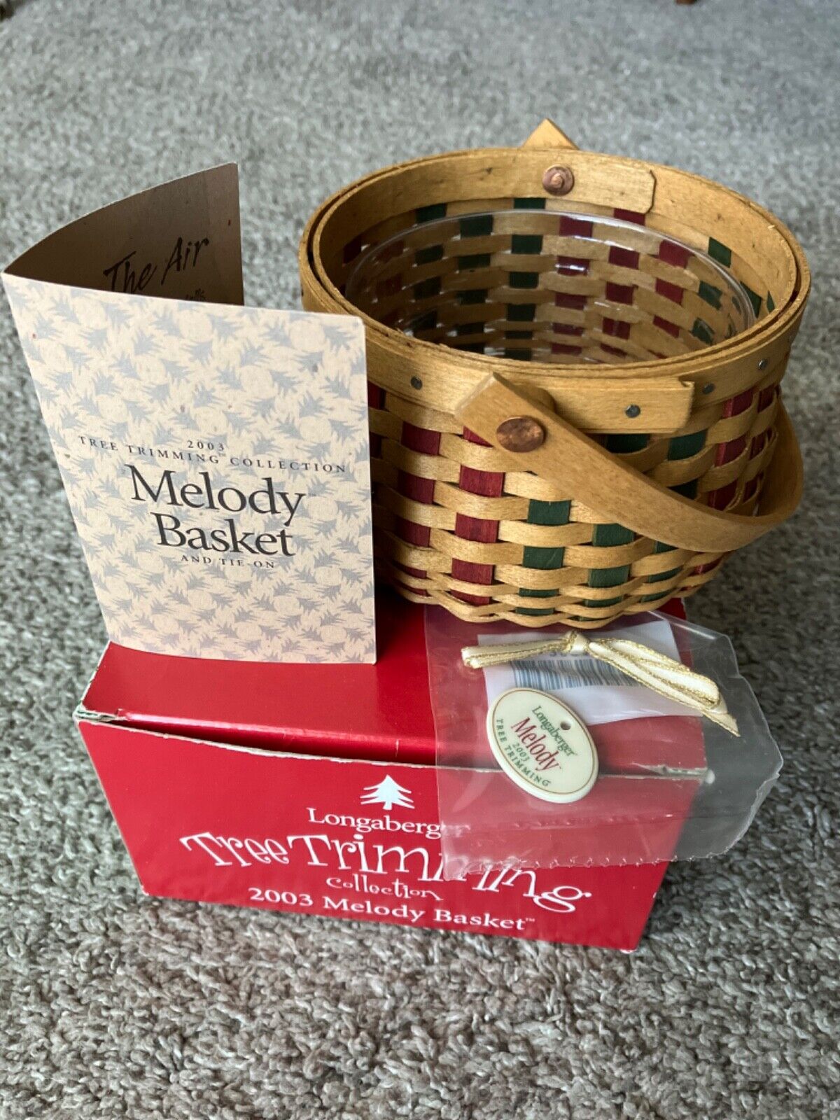 Longaberger 2003 Tree Trimming Melody Basket with Liner Tie on Charm in box