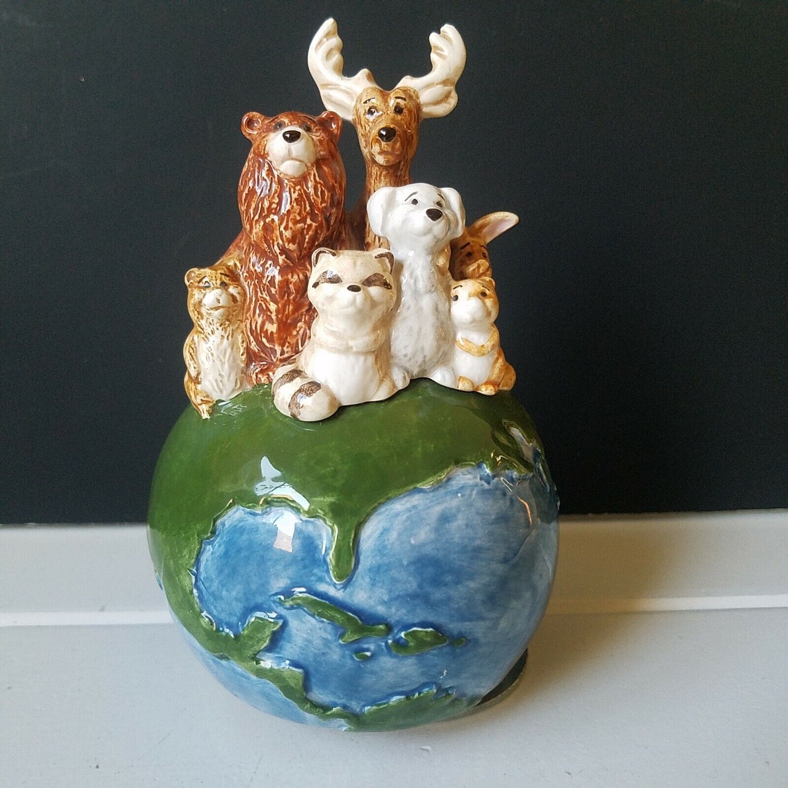 OTAGIRI Music Box Love Makes The World Go Round,  Ceramic Animals On Globe