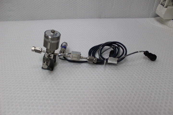 4914  Mykrolis SPT-205 Pressure Transducer Assy